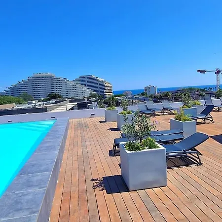 아파트 Bien Design Avec Jacuzzi Et Piscine