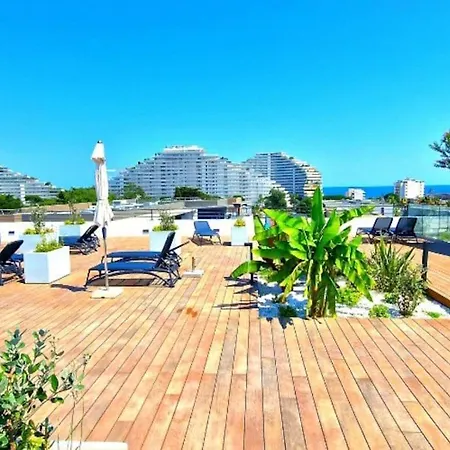 Bien Design Avec Jacuzzi Et Piscine *