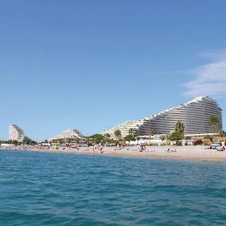 Апартаменты Bien Design Avec Jacuzzi Et Piscine *