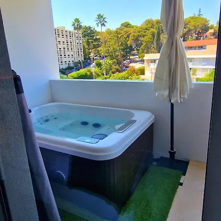 Апартаменты Bien Design Avec Jacuzzi Et Piscine *