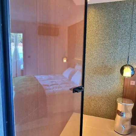 Апартаменты Bien Design Avec Jacuzzi Et Piscine *