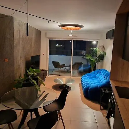 Bien Design Avec Jacuzzi Et Piscine Апартаменты Вильнёв-Лубе